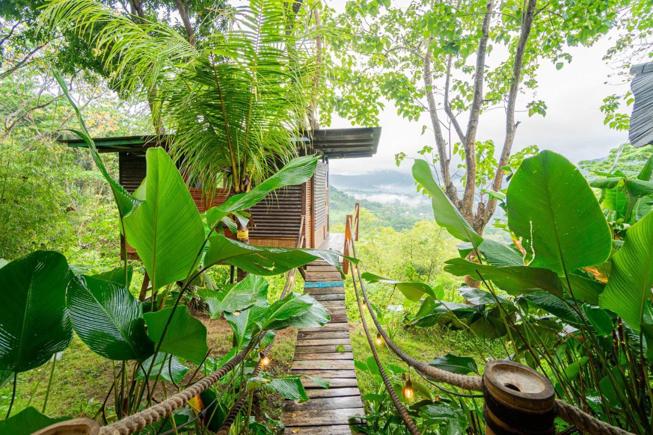 Bird Hills Bamboo House Villa Karangasem  Exterior photo